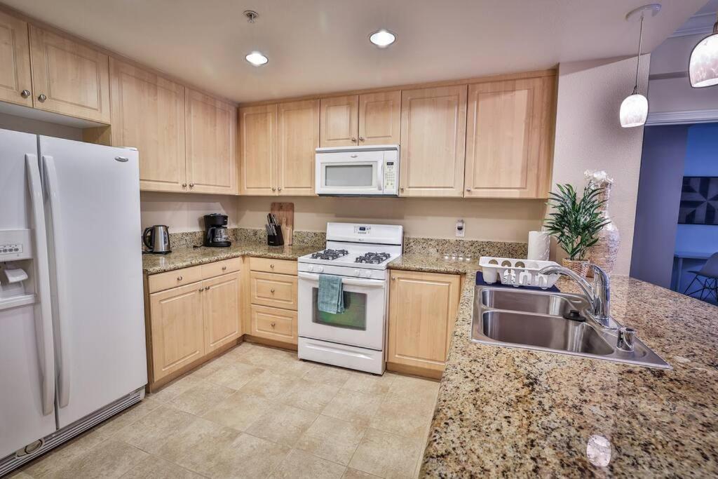 Апартаменты Irvine Upscale 2Br Apt Near Spectrum, Great Park, Uci Экстерьер фото